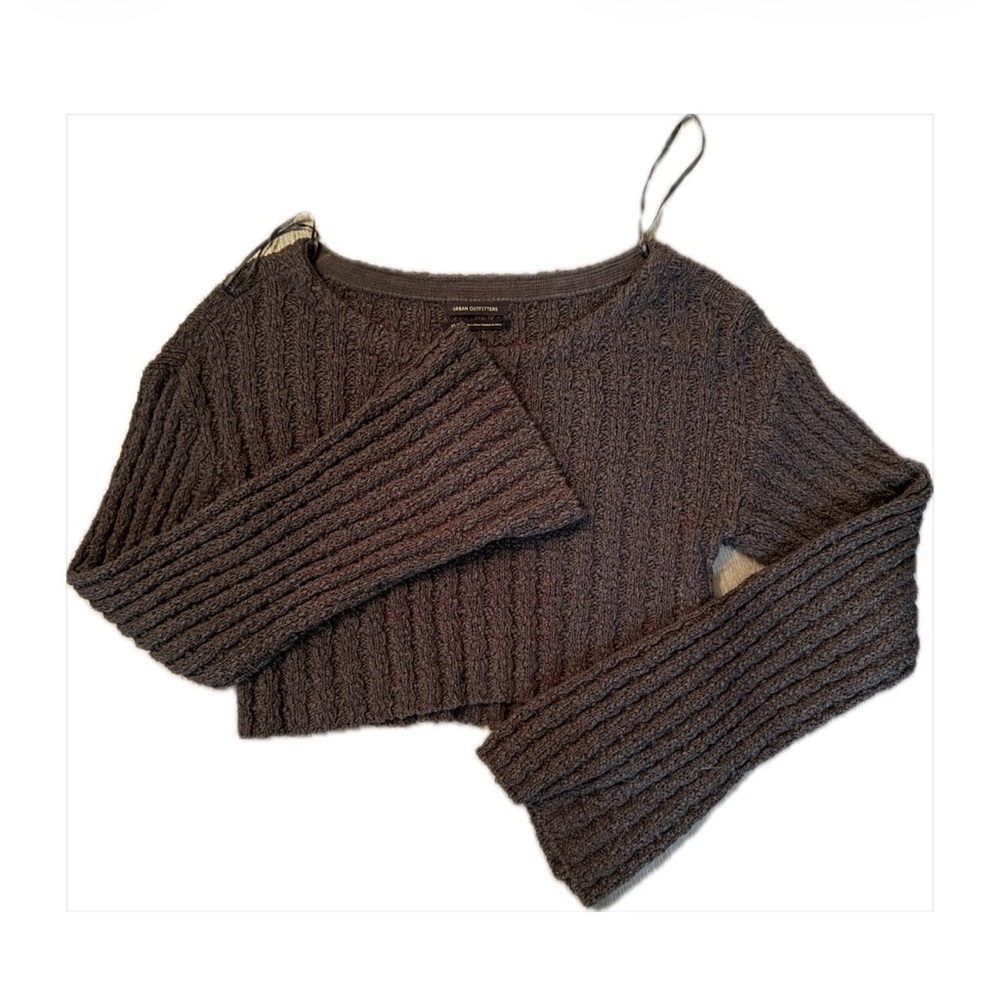 URBAN OUTFITTERS - Dark Brown Ribbed Crop Sweater